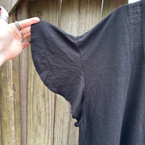 Old Navy Solid Black Linen Blend Flutter Sleeve Loose Fit NWT Casual Tee - Picture 2 of 7